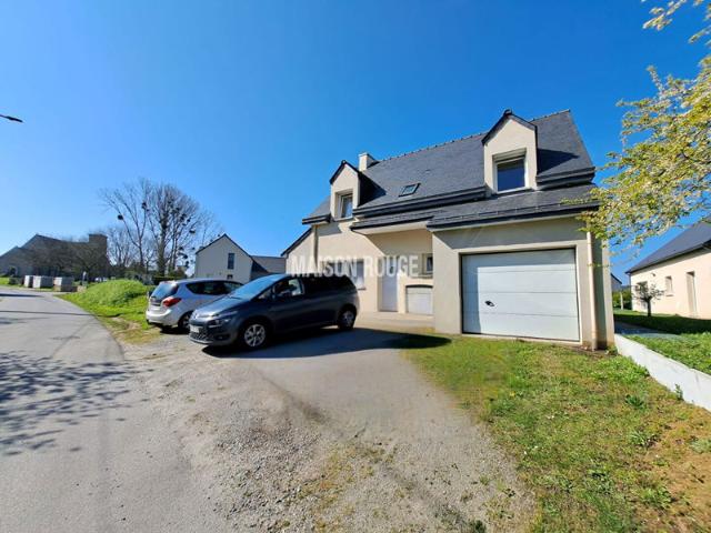 TREGON Spécial investisseur: Maison familiale avec locataire en place