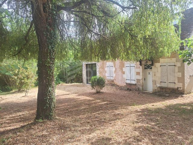 treigny, maison ancienne f2