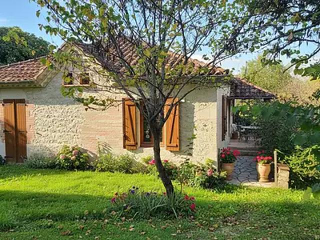 Tréjouls 82110 Achat / Vente maison 4 pièces t4 au dernier étage cave