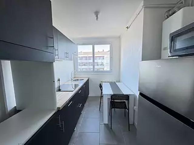 Trélazé 49800 Location appartement 3 pièces t3 cave