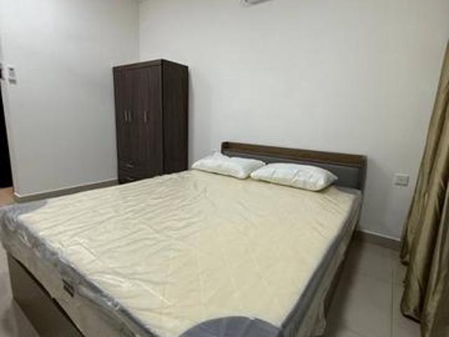 Trellis City View Studio Fully Furnished Mid Floor Good Condition