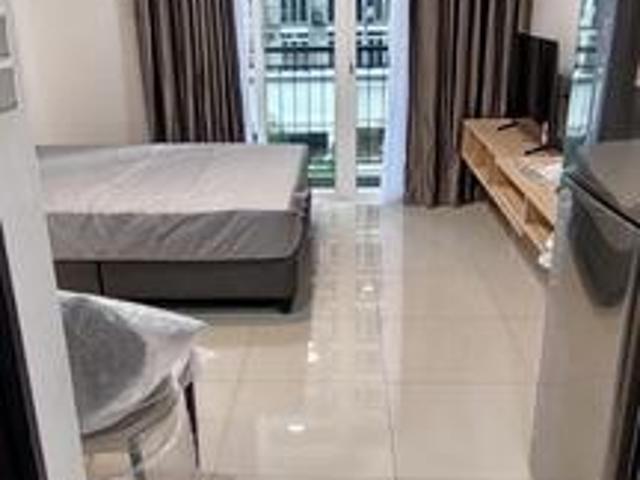 Trellis residence studio unit fully furnished 1 carpark Jb ciq Johor