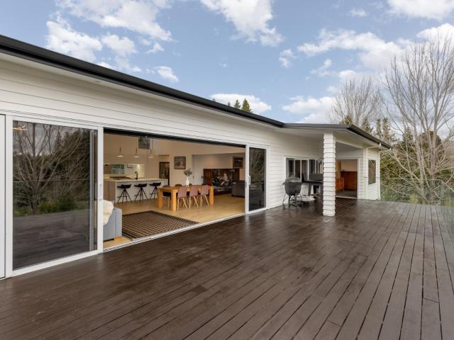 6 Flight Valley Way, Welcome Bay Tremains Real Estate Ltd