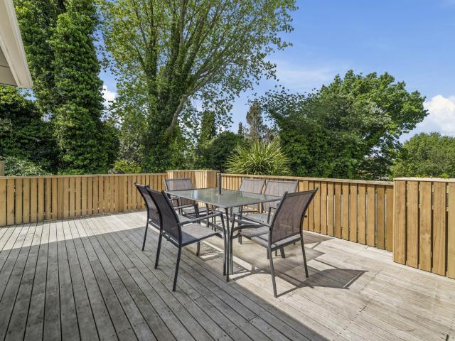 17 Michael Place, Mangakakahi Tremains Real Estate Ltd