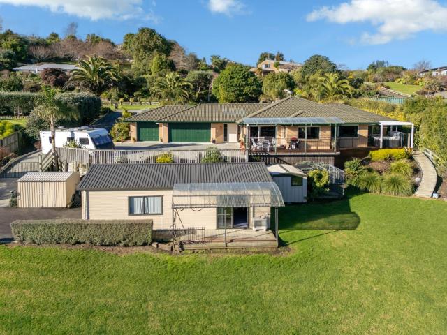 19 Roger Guy Place, Welcome Bay Tremains Real Estate Ltd