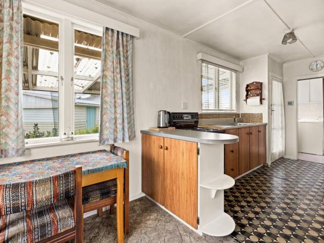 412 Huia Place, Camberley Tremains Real Estate Ltd