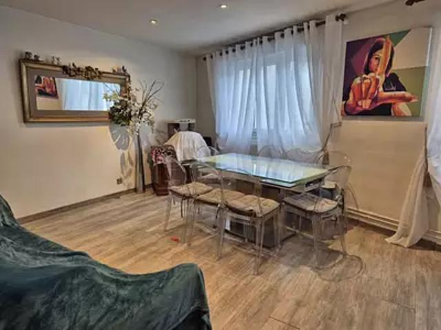 Tremblay en France 93290 Achat / Vente appartement 3 pièces t3 au dernier étage