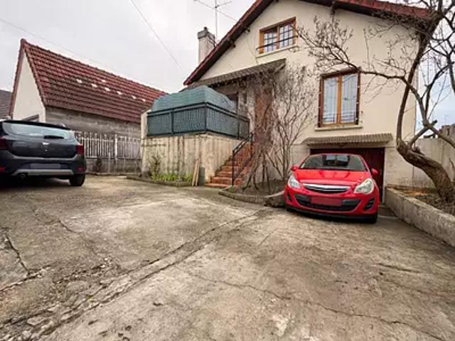 Tremblay en France 93290 Achat / Vente maison 5 pièces t5 au dernier étage parking