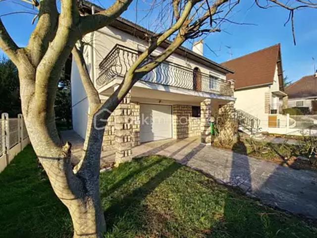 Tremblay en France 93290 Achat / Vente maison 8 pièces t8 terrasse balcon