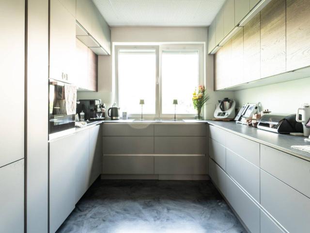 Kernsanierte 3 Zimmer Erdgeschosswohnung nähe Plus City