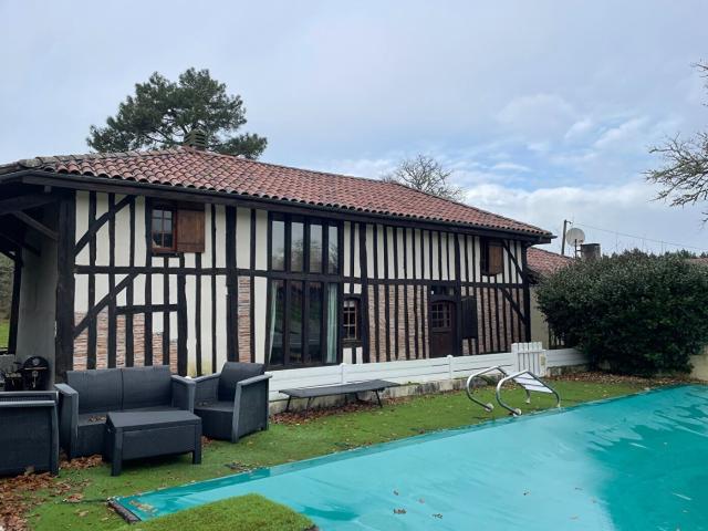 TRENSACQ MAISON LANDAISE AU CALME