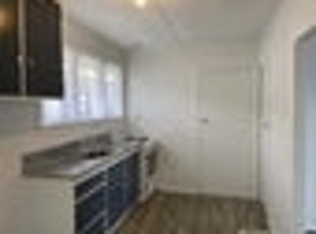 Trentham, 1 bedroom, $420 pw