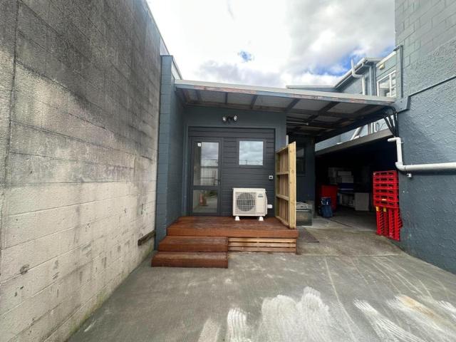 Trentham, 2 bedrooms