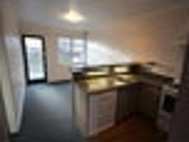 Trentham, 2 bedrooms, $569 pw