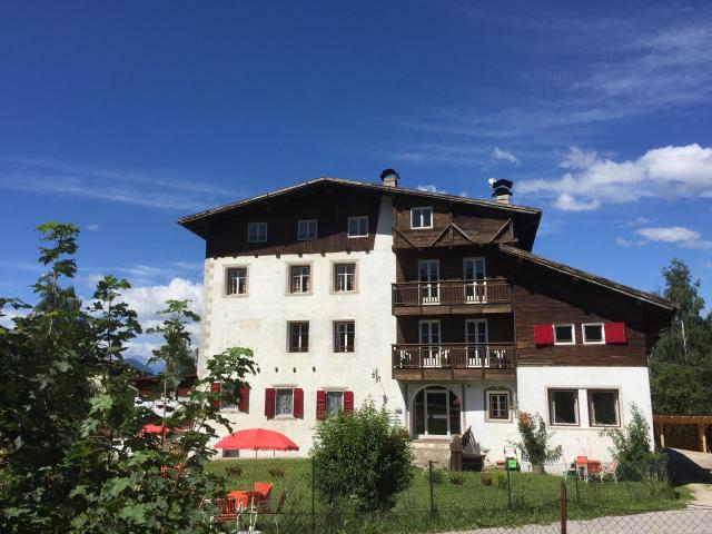 Trentino: autentica casa di montagna con uso flessibile e gi. 614m² Malosco