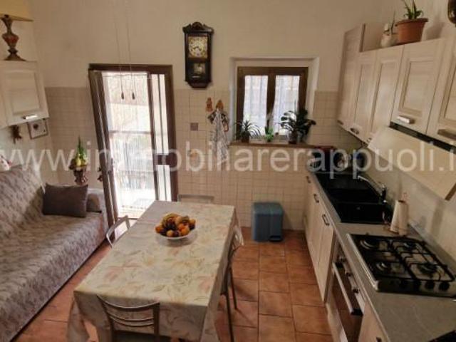 Trequanda vendesi villetta a schiera capotesta di mq 259, co. 259m² Trequanda