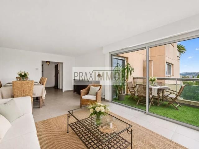 VASTE 3 PIECES AVEC TERRASSE, GARAGE et CAVE