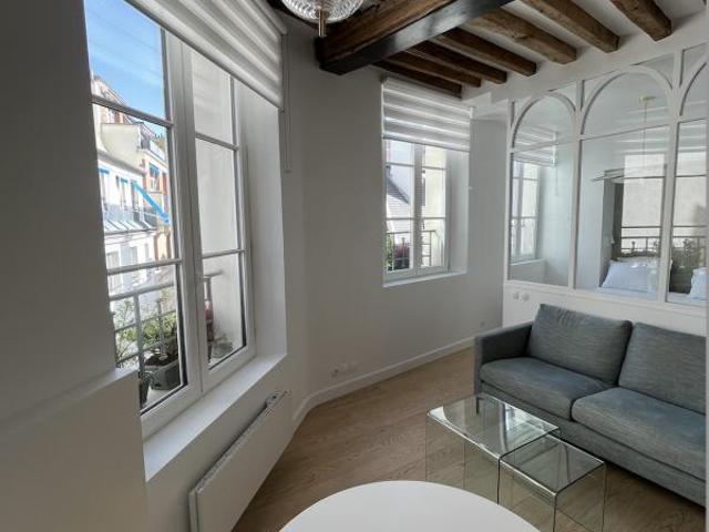 Très beau 30m2 rénové Saint Germain des Près