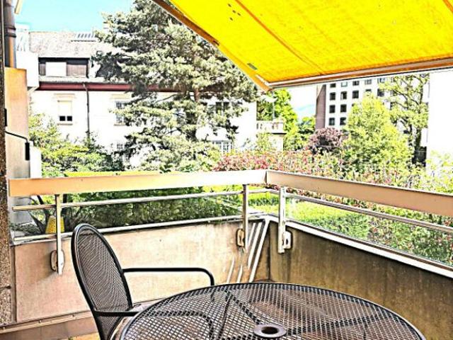 Très beau 5.5 pièces entièrement meublé avec balcon au Petit Saconnex/Genève