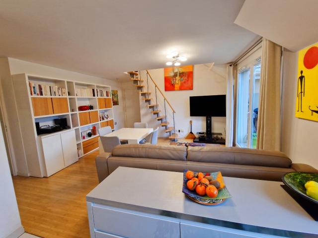 Très beau duplex en dernier étage avec ascenseur