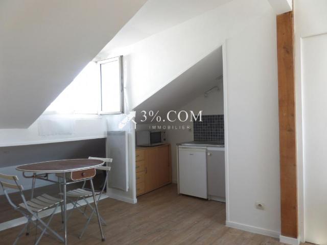 TRES BEAU STUDIO PROCHE PARIS