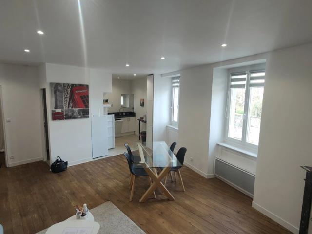 TRES BEAU T2 MEUBLE