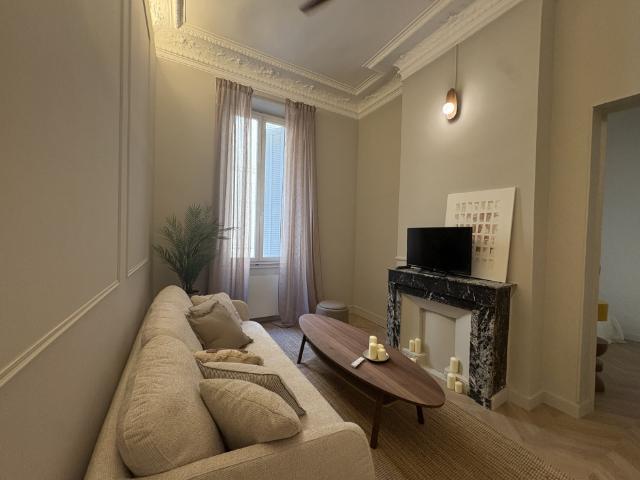 Très beau T2 refait a neuf | Berthoz Immobilier