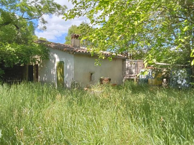 Très beau terrain constructible plein sud