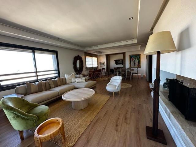 Très bel Apartmentà louer Meublé 3 Chambres Darbouazza