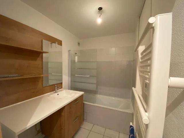 Très bel appart 3P 75 m2 890 euros à Toulouse