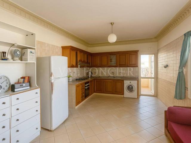 Très bel appartement 3chambres avec grande terrasse à Racine, Casablanca