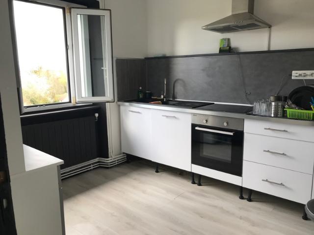 TRES BEL APPARTEMENT T3 GARAGE + JARDIN + PLACES DE PARKIN