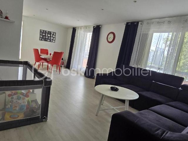 TRES BEL APPARTEMENT DE 91 M2 SUR TREMBLAY