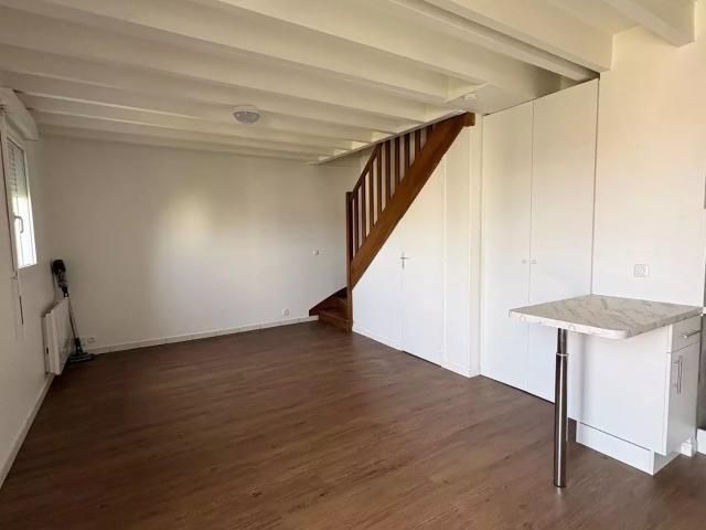 Très bel appartement de type F2 en duplex