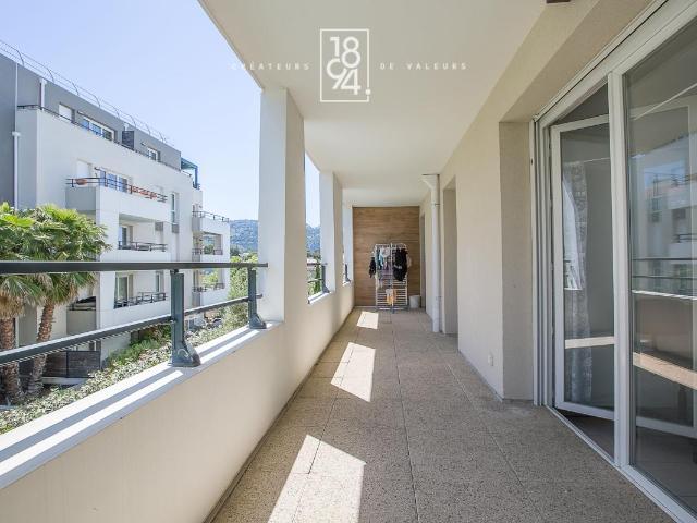 Très bel appartement de type 3 avec une grande terrasse à Mazargues