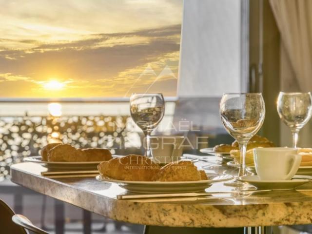 Très bel appartement en front de mer Palm Beach