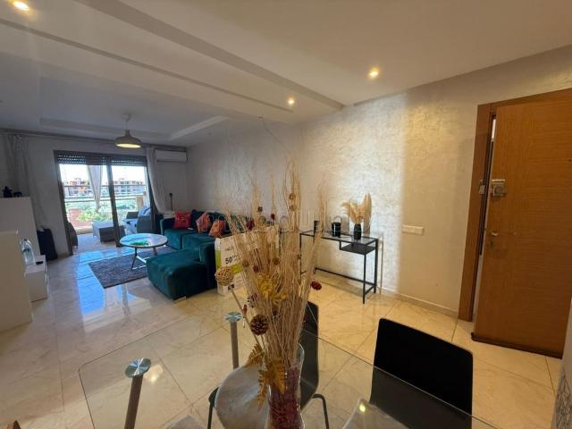 Très Bel appartement en location à Agdal. Surface totale 90 m². Bien meublé
