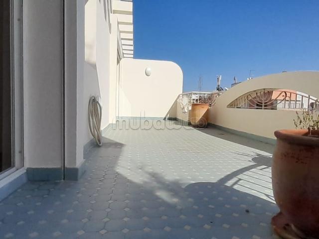 Très bel appartement en location à Gauthier. Surface totale 70 m². Meublé