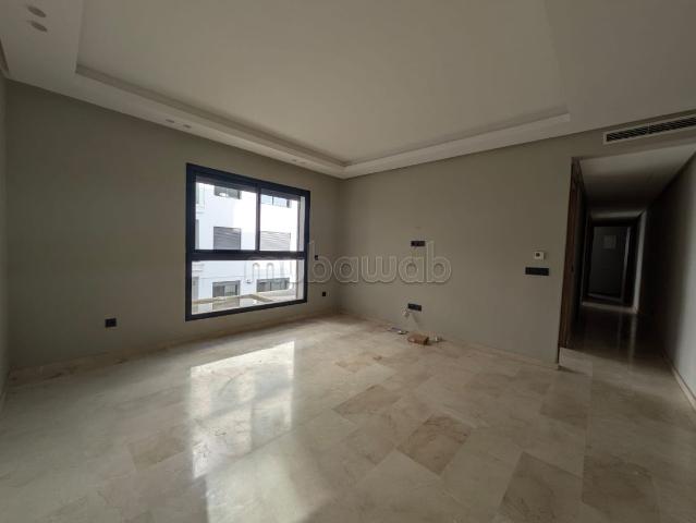 Très bel appartement en location à Les princesses. 2 chambres agréables. Parking et ascenseur
