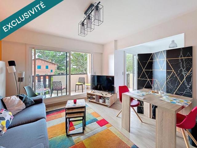 Très bel appartement entièrement rénové dans résidence avec piscine