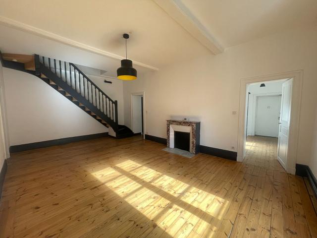 Trés bel appartement hyper centre en duplex