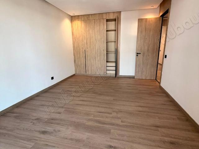 Très bel appartement louer orangeraie