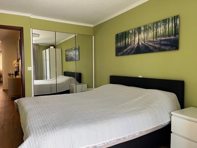 Très bel appartement, lumineux, idéalement situé. Dreamo. Ch