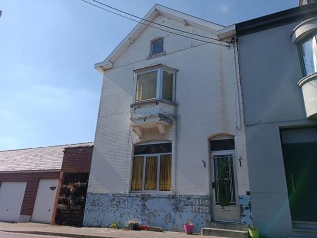 Très belle maison trois façades!