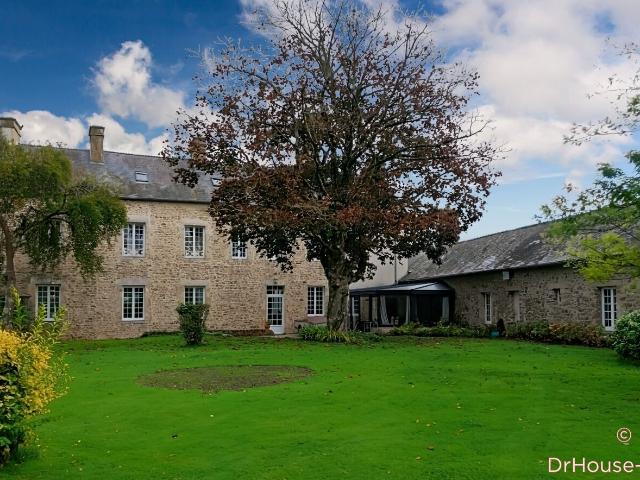 Très belle maison de famille avec grand parc de 5000m2: 5ha en plus