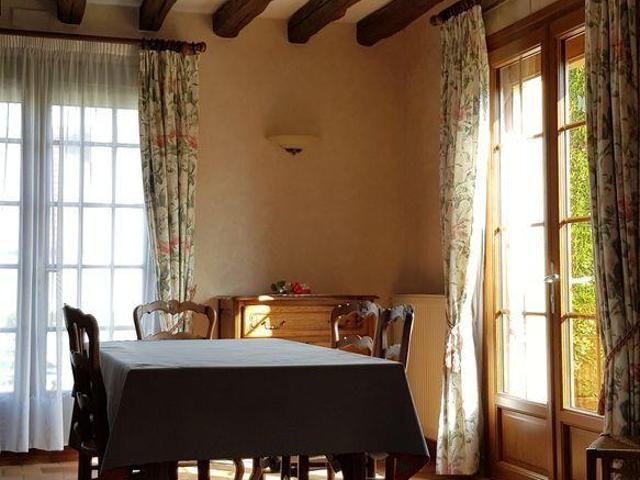 TRES BELLE MAISON MEUBLEE T6 A NOGENT 28400