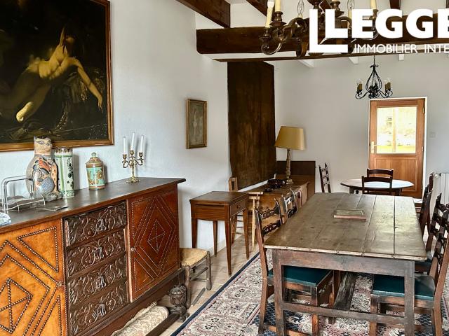 Très belle propriété avec deux maisons en pierre à 10 min de LANNION