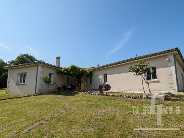 Très belle propriété avec 2 gites. 307m² Périgueux
