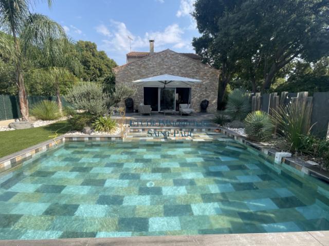 TRES BELLE VILLA T5 AVEC PISCINE BALINAISE