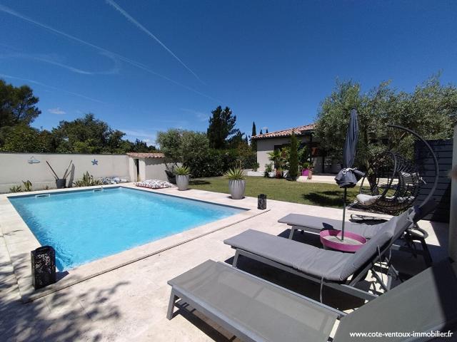 Très belle villa 119 m² 4 chambres Piscine 117m² Mazan